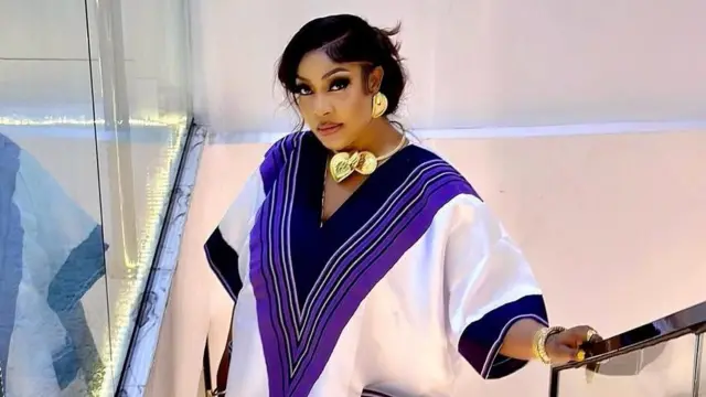 Angela Okorie na-eme ejije.