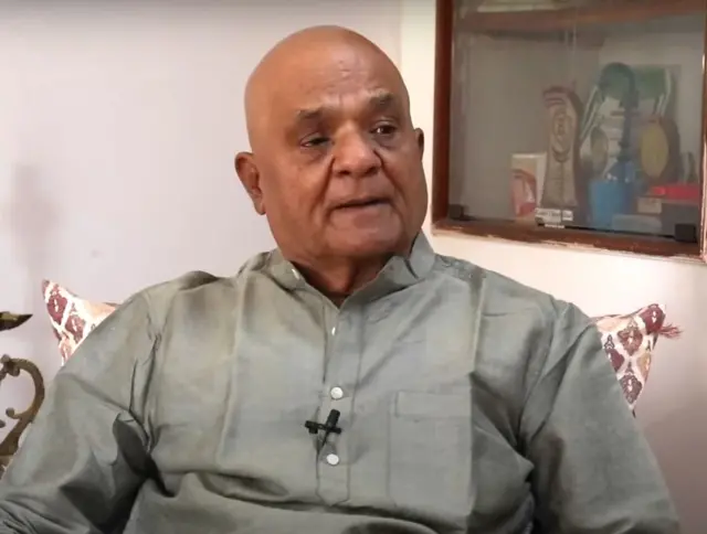 शिवाजी विद्यापीठाच्या राज्यशात्र विभागाचे माजी प्रमुख अशोक चौसाळकर