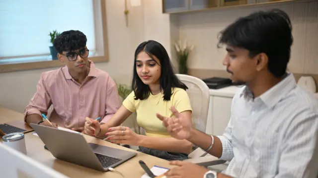 வேலைவாய்ப்பு 