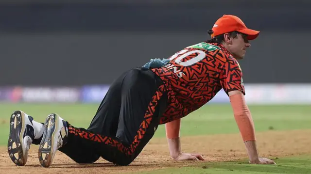 पेट कमिंस