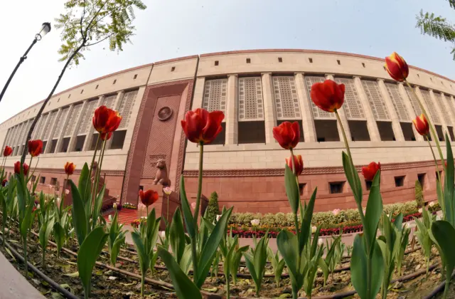 नया संसद भवन