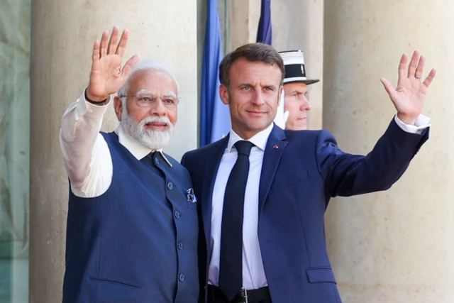 नरेंद्र मोदी