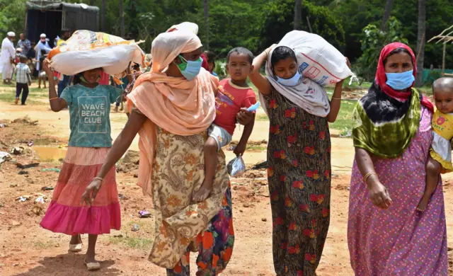 ဘင်္ဂလားဒေ့ရှ်ရောက် ရိုဟင်ဂျာအမျိုးသမီးတွေ