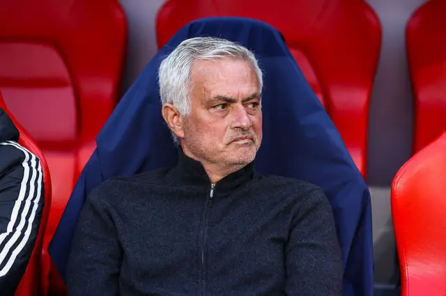 جوزيه مورينيو المدير الفني لفريق بنفيكا خلال مباراة Primeira Liga بين بنفيكا وسي دي ناسيونال في ملعب دا لوز في 12 أبريل 2026 في لشبونة، البرتغال