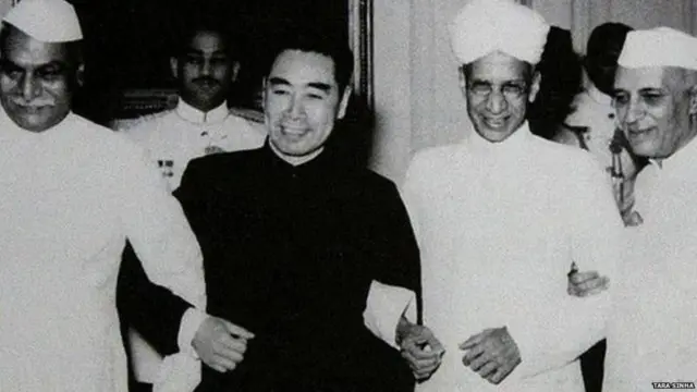 પહેલા પ્રજાસત્તાક દિવસની ઉજવણી, ભારત, પ્રજાસત્તાક દિવસ, રાજધાની દિલ્હી, બીબીસી ગુજરાતી, રાજેન્દ્ર પ્રસાદ, દેશના પહેલા વડા પ્રધાન જવાહરલાલ નહેરુ 