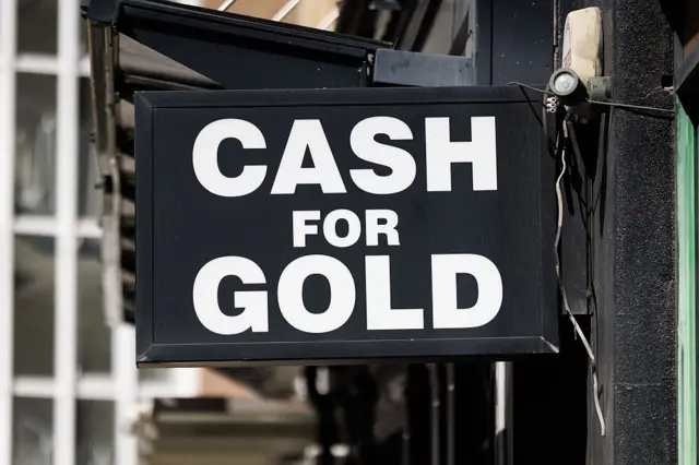 Giá trị của vàng đã tăng hơn 40% trong năm qua