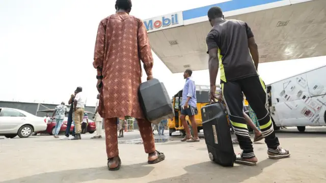 Men wey wan but petrol