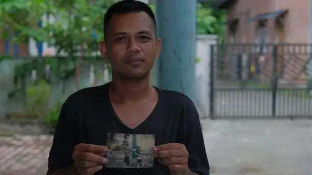 Tajuddin, 34 tahun, putra sulung pasangan Yabuni dan Rosmiati.