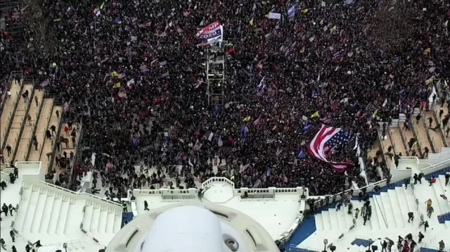 कैपिटल हिल पर हिंसा