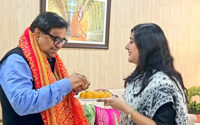 हरीश खुराना