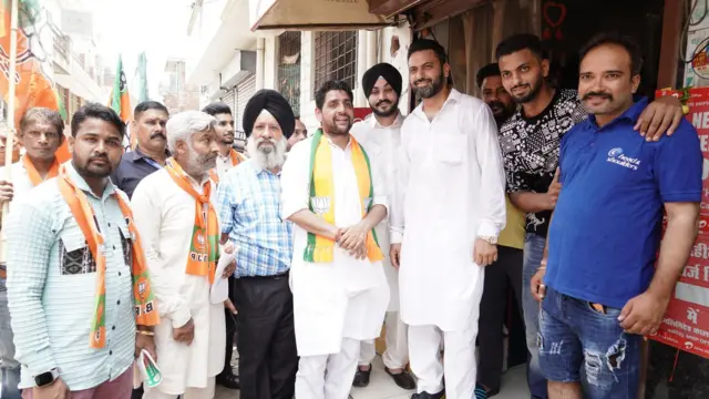 ਸ਼ੀਤਲ ਅੰਗੁਰਾਲ