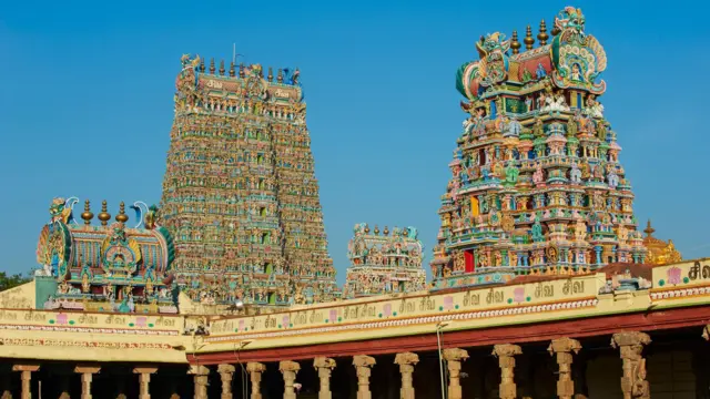 மதுரை மீனாட்சி அம்மன் கோவில், பத்திரப்பதிவு 