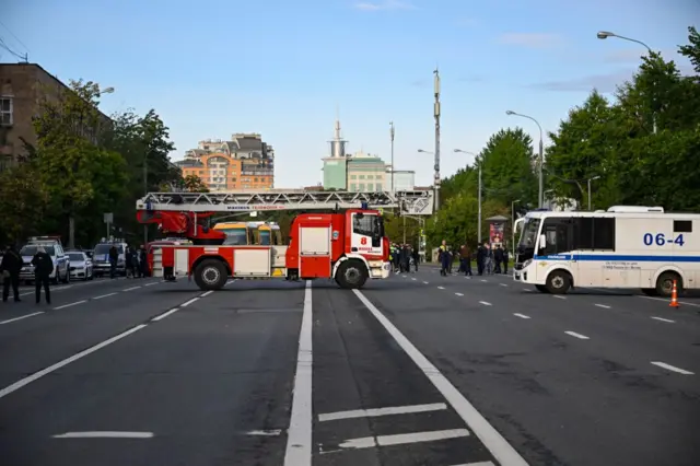 Moskova'da drone saldırısı sonrası bazı yollar trafiğe kapatıldı.