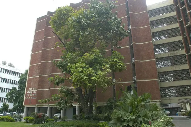 चुनाव आयोग