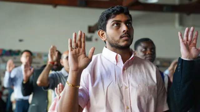 બીબીસી ગુજરાતી ભારતીય નાગરિકત્વ પાસપોર્ટ ગુજરાત અમેરિકા માઈગ્રન્ટ