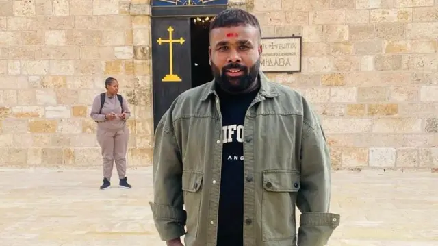 "எங்கள் தலைக்கு மேலே ஏவுகணைகள் சீறுகின்றன": மத்திய கிழக்கு போர்முனையில் தவிக்கும் இலங்கையர்களின் நேரடி சாட்சியங்கள்