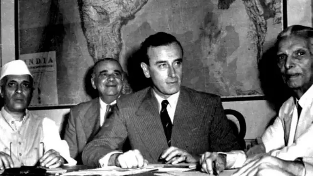 ماؤنٹ بیٹن جناح اور نہرو کے درمیان