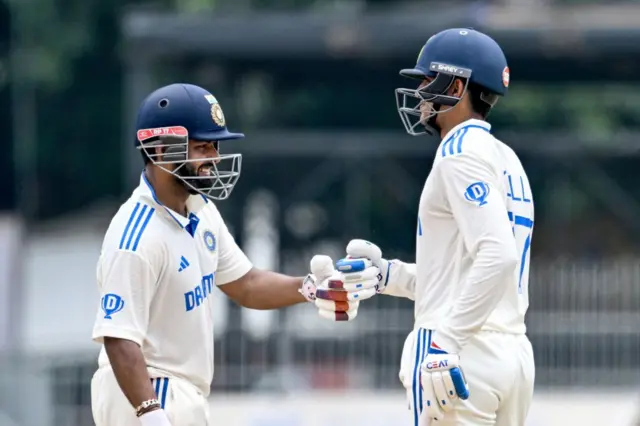 இந்தியா - வங்கதேசம்: தோனியின் சாதனை சமன் - கடைசி 2 நாட்களில் விக்கெட் எப்படி இருக்கும்?