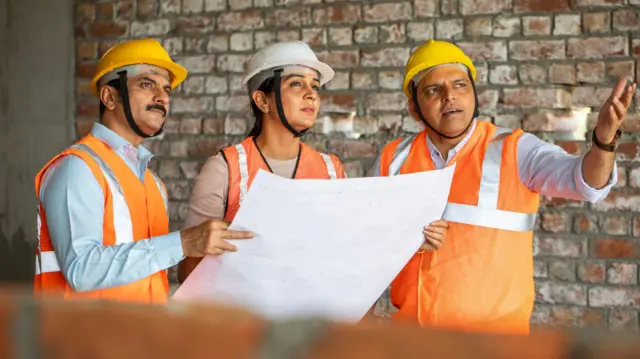 பிஹெச்.டி அளவுக்கு படித்தாலும் இந்திய அறிவியல் துறைகளில் பெண்கள் நுழைவதை தடுப்பது எது?