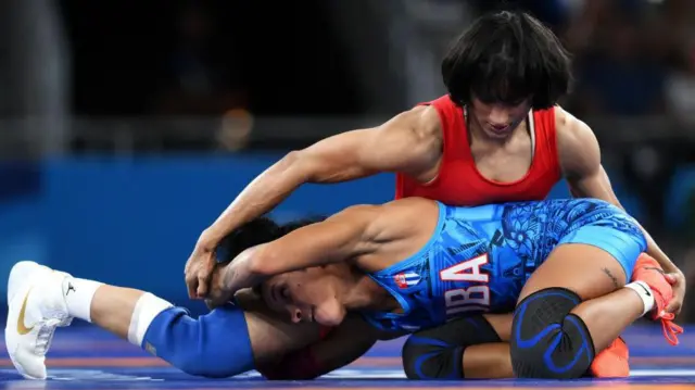 பாரிஸ் ஒலிம்பிக்ஸ், இந்தியா, வினேஷ் பொகாட்