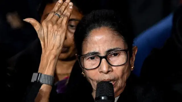 મમતા બેનરજી એસઆઈઆરની સામે સુપ્રીમ કોર્ટની સુનાવણી દરમિયાન રહેશે ઉપસ્થિત – ન્યૂઝ અપડેટ