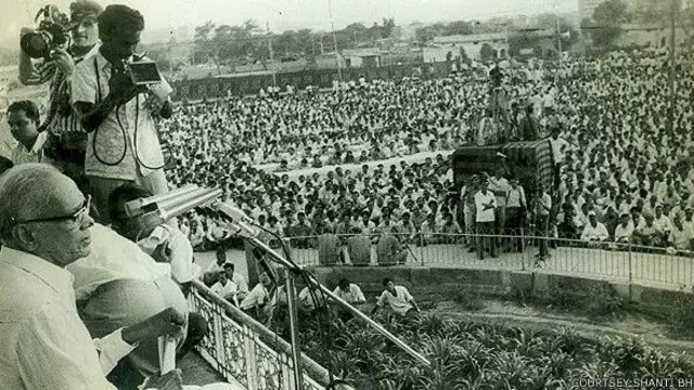 या सरकारविरोधी प्रवाहाचं नेतृत्व आलं ज्येष्ठ गांधीवादी जयप्रकाश नारायण यांच्याकडे.