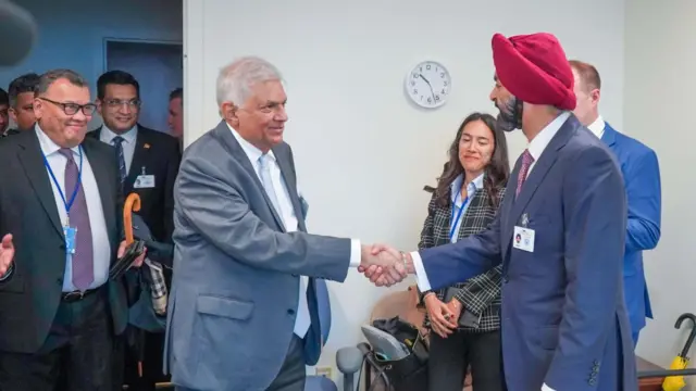 ශ්‍රී ලංකාවේ සංචාරයක නිරත වන ලෙස ජනාධිපති රනිල් වික්‍රමසිංහ විසින් ලෝක බැංකු සභාපතිවරයාට ආරාධනා කර තිබේ