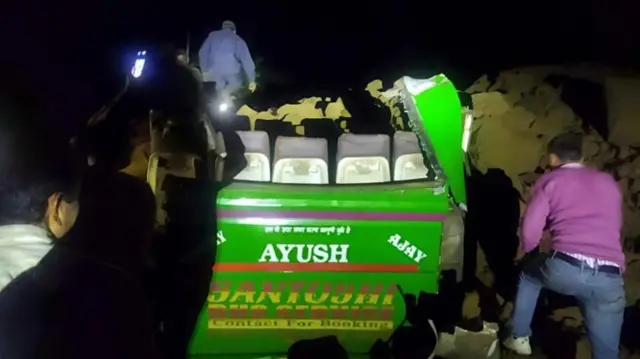 अपघातग्रस्त बस