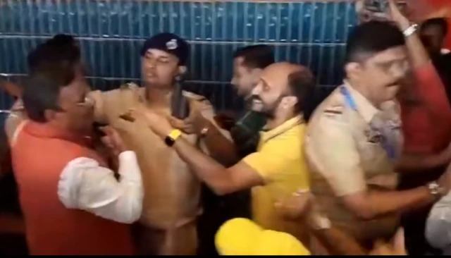 मतदानाआधी विनोद तावडेंनी पैसे वाटल्याचा आरोप, काय आहे प्रकरण?