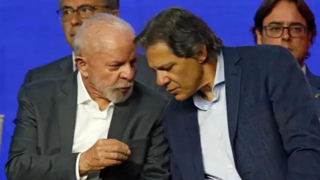 Lula e Haddad conversando