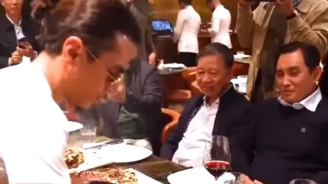 Đầu bếp Salt Bae và ông Tô Lâm 