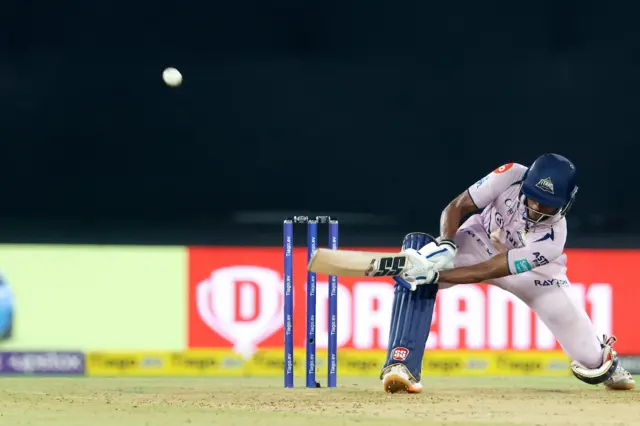 SRH vs GT