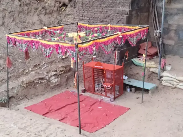 કથિત દબાણ ખોડિયાર મંદિર