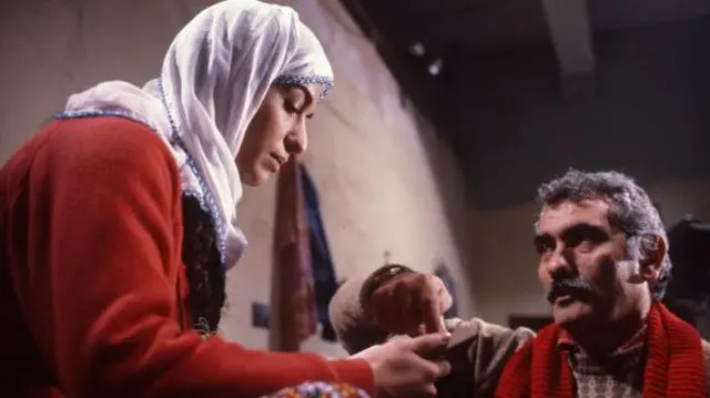 Yılmaz Güney Duvar filmi