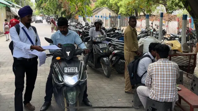 தமிழ்நாட்டில் களம் காணும் 7 சீக்கியர்கள்