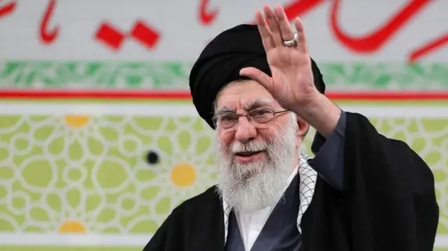 Kiongozi Mkuu wa Iran Khamenei lazima aamue jinsi ya kujibu matakwa ya Marekani