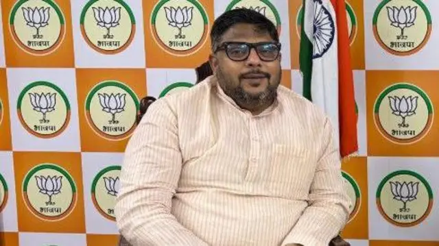 उत्तर प्रदेश में बीजेपी अल्पसंख्यक मोर्चा के अध्यक्ष कुंवर बासित अली 