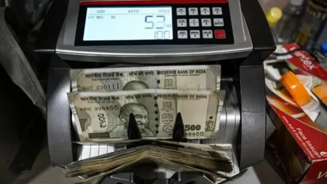 ਏਟੀਐਮ ਤੋਂ ਪੈਸੇ ਕੱਢਣ ਦੀ ਸੰਕੇਤਕ ਤਸਵੀਰ