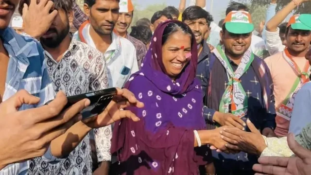 கெனிபென் நாகாஜி தாக்கூர் : பாஜகவின் கோட்டையை வீழ்த்திய வியூகம் 