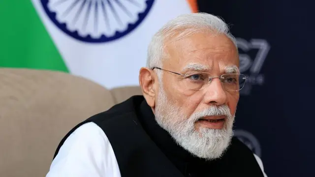 नरेंद्र मोदी