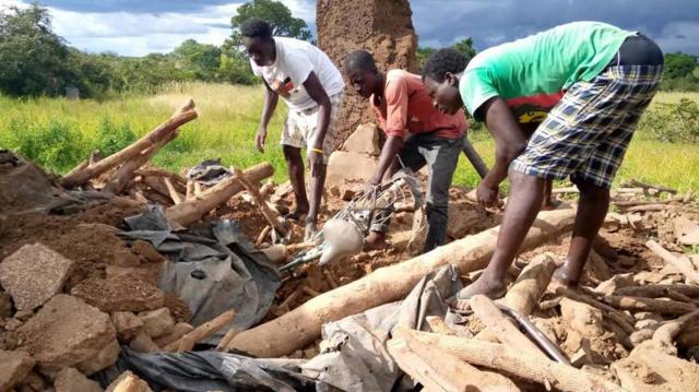 Ghana floods: How flooding displace over 4,000 households - BBC News Pidgin