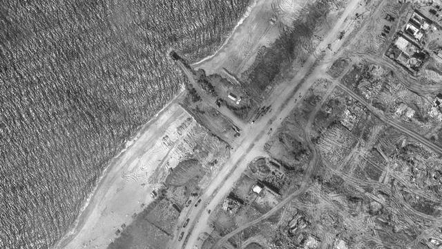 Satellite image of the new pier under construction on the Gaza coast