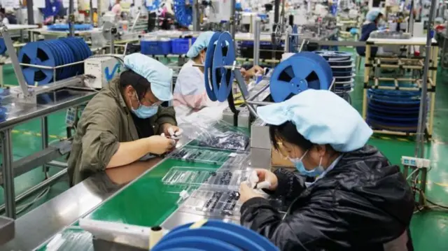 फक्सकन जस्ता विदेशी निर्माताहरूको लागि चीनको आपूर्ति प्रणाली प्रमुख आकर्षण हो