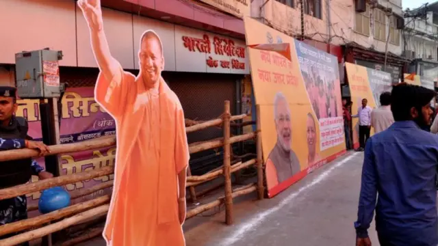 भारतमा पनि हिन्दुत्वको प्रचार राजनीतिक दलका नेताहरूले गर्छन्