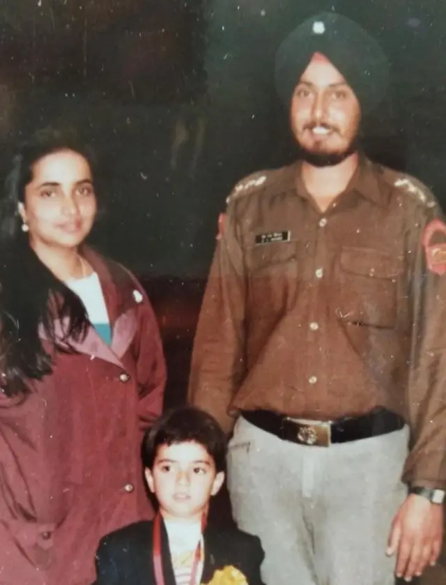 ਕੈਪਟਨ ਮਨਜਿੰਦਰ ਸਿੰਘ ਭਿੰਡਰ