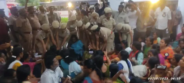 இடைநிலை ஆசிரியர்கள் போராட்டத்தின் காரணம் என்ன? தீர்வு கிடைத்ததா? முழுவிவரம்