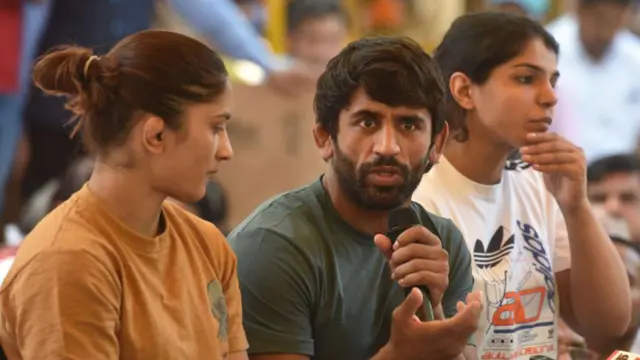 विनेश फोगाट, बजरंग पुनिया और साक्षी मलिक 