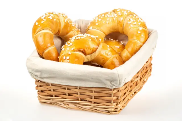 سلة من الخبز التقليدي النمساوي