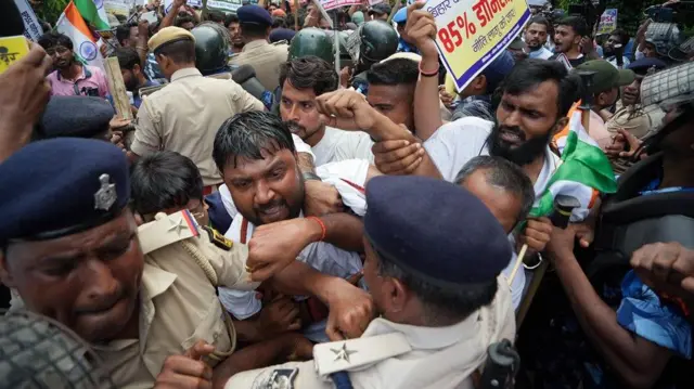 प्रदर्शन