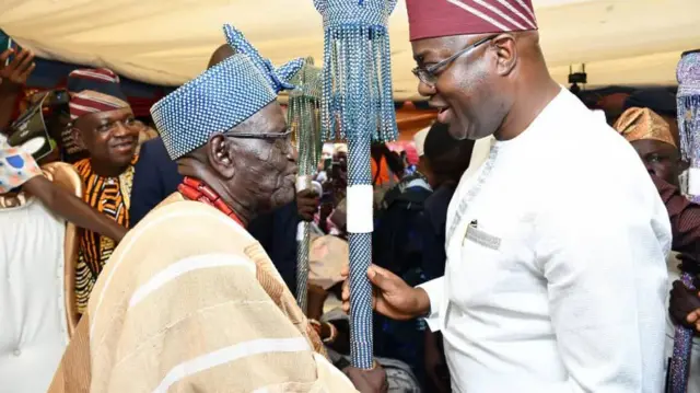 Owolabi Olakuleyin ati gomina Seyi Makinde